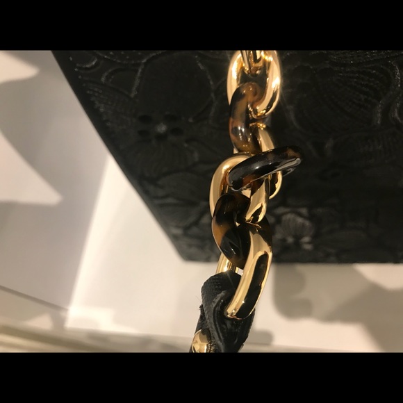 Michael Kors! Brand new with tag🔥🔥🔥🔥🔥🔥🔥🔥 - Picture 3 of 8